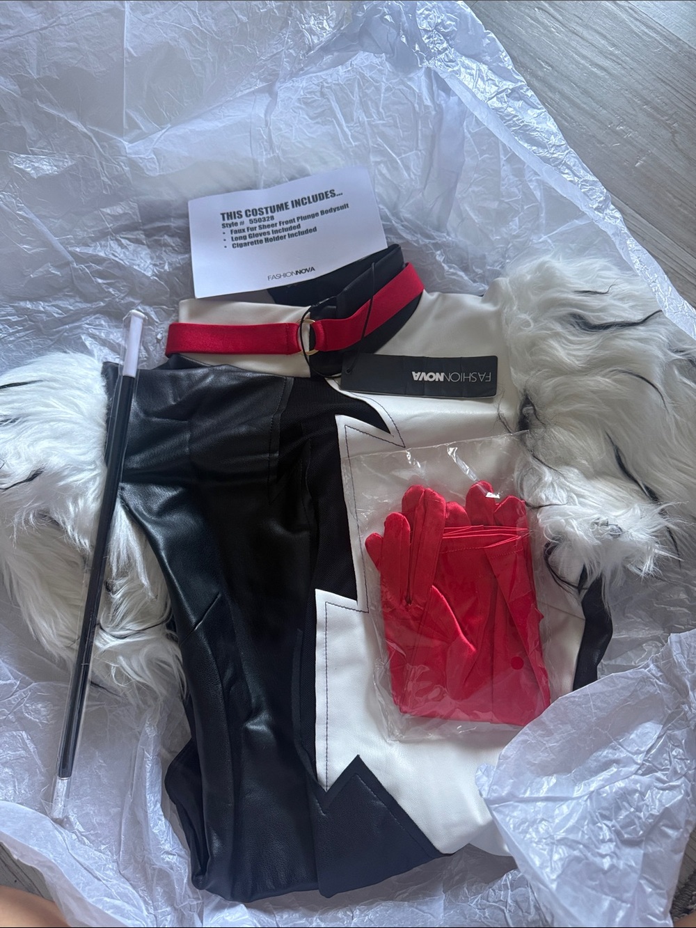 Fashion Nova cruella de ville costume